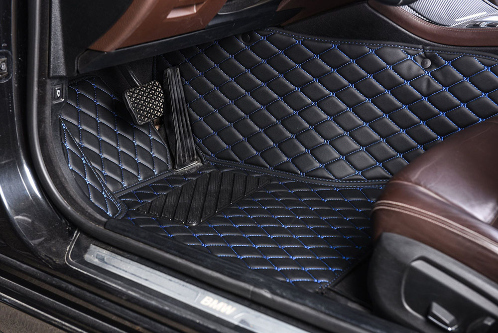 Black and Blue Stitching Luxury Leather Diamond Car Mats Manufacturers